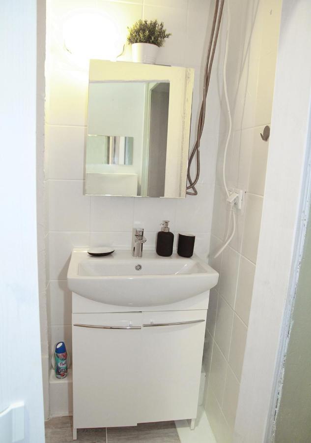 Grey Studio Apartment Wrocław Exterior foto